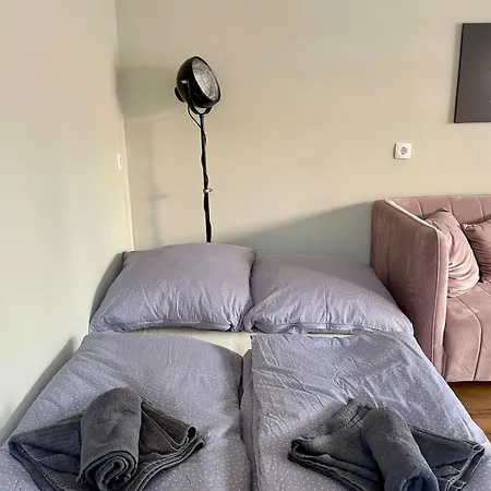 Moderne Nahe Hockenheimring Fuer Bis Zu 8 Personen Appartement