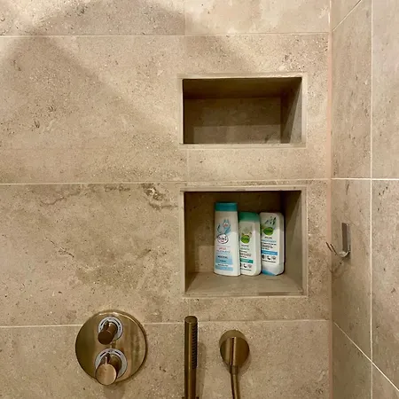 Moderne Nahe Hockenheimring Fuer Bis Zu 8 Personen